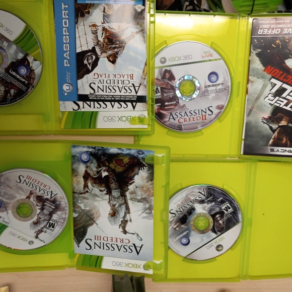 Assassin’s Creed I, 2, 3, 4 Black Flag Xbox 360 Video Games Lot of 4 Games - Picture 7 of 10